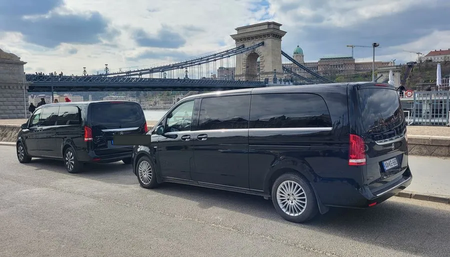 Private sightseeing and custom programmes